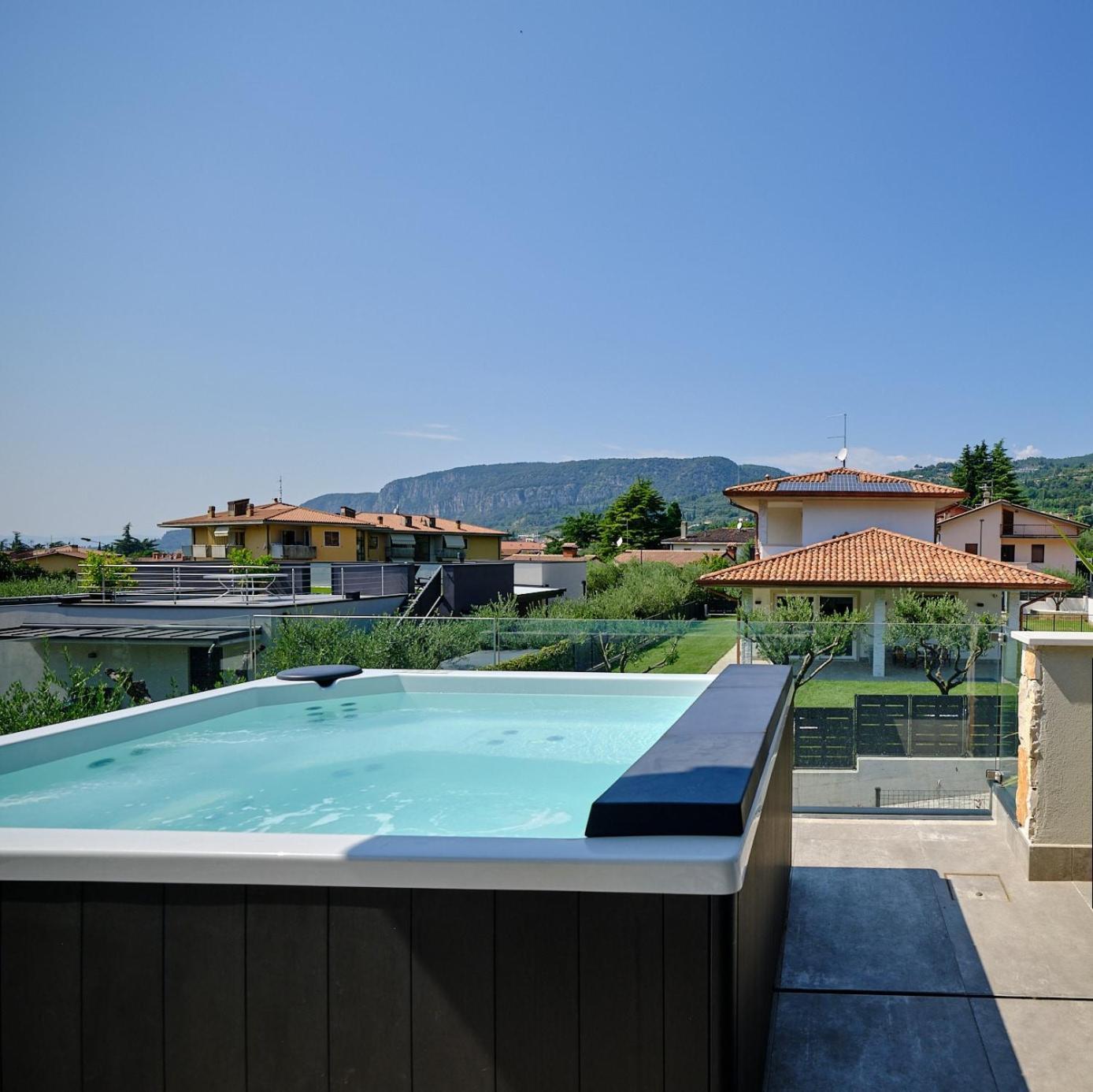 Apartmentsgarda Garda  Exteriér fotografie